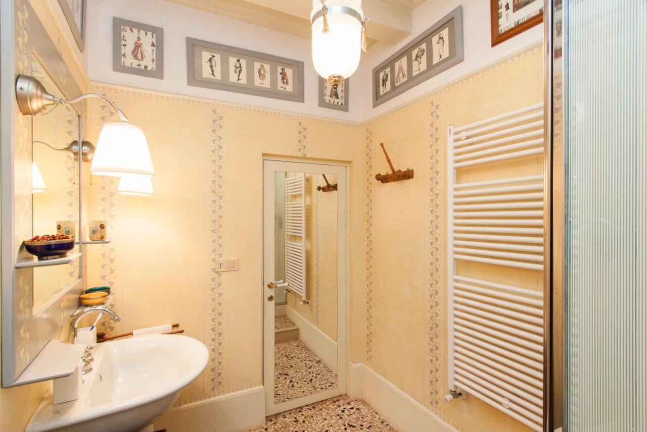 Explore Venice From A Sophisticated Hideaway In San Polo Veneza Exterior foto