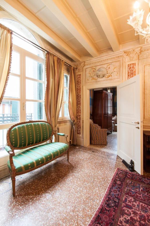 Explore Venice From A Sophisticated Hideaway In San Polo Veneza Exterior foto
